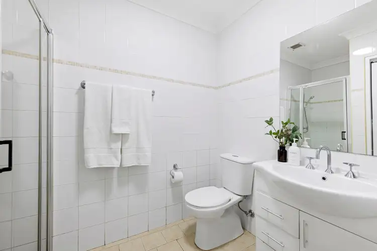 Fourth view of Homely apartment listing, 16/80 Old Pittwater Road, Brookvale NSW 2100