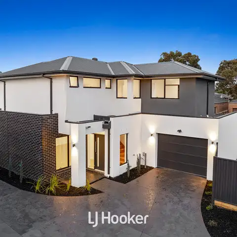 Main view of Homely townhouse listing, 5-132 Golf Links Road, Berwick VIC 3806