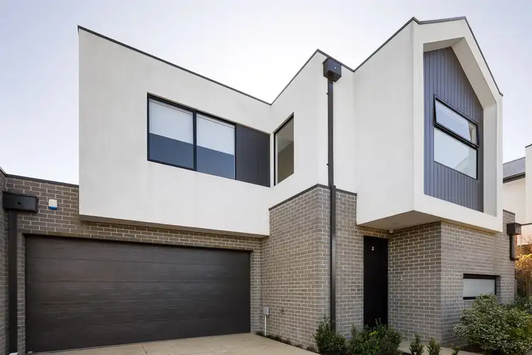 2/92 Bowes Avenue, Airport West VIC 3042