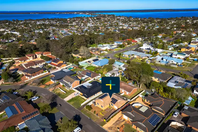Second view of Homely house listing, 16 Oxford Drive, Lake Haven NSW 2263