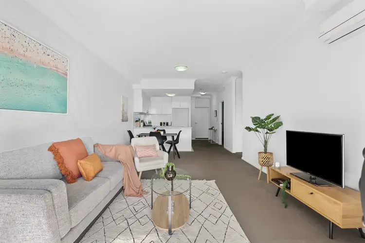 Main view of Homely unit listing, 2/2-6 Fraser Street, Westmead NSW 2145
