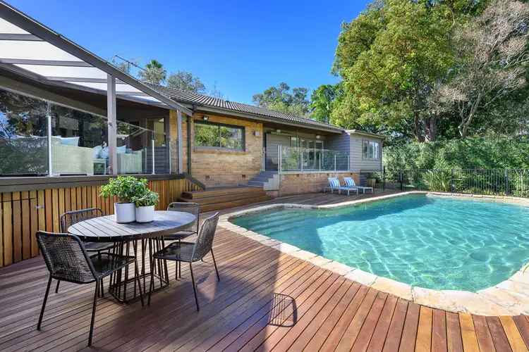 8a Redbank Road