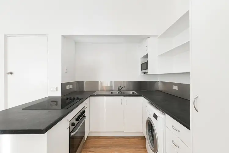 Fourth view of Homely unit listing, 15/3-5 Waratah Street, Cronulla NSW 2230