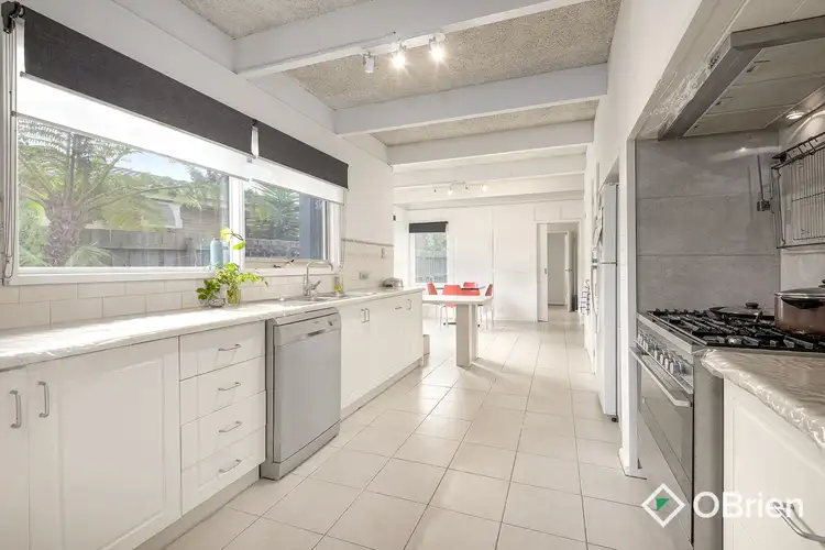Sixth view of Homely house listing, 18 Raphael Crescent, Frankston VIC 3199