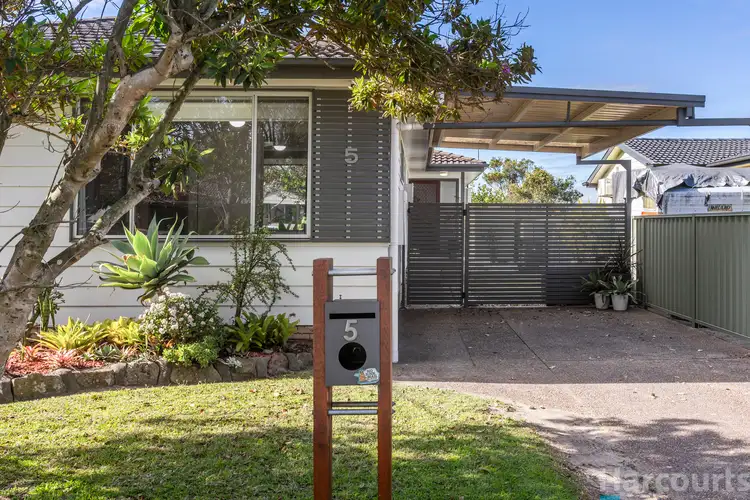 5 Emerald Street, Hamilton North NSW 2292