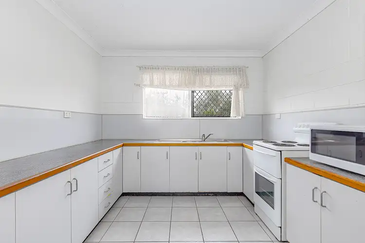 Third view of Homely semi-detached listing, 1/316 Pinnacle Drive, Rasmussen QLD 4815