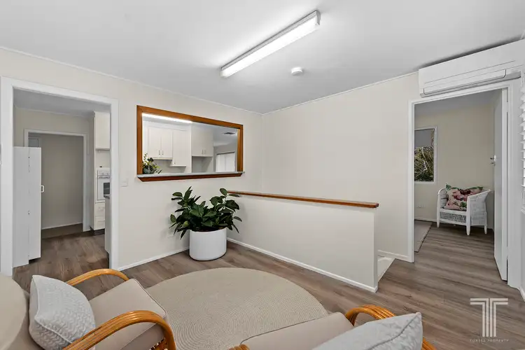 Sixth view of Homely house listing, 4 Togar Street, Mansfield QLD 4122