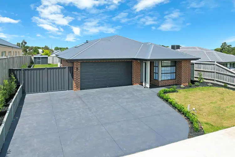 9 Cyclops Street, Warragul VIC 3820