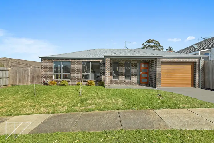 2a Toorongo Street, Drouin VIC 3818