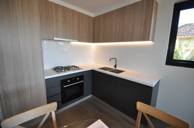 Fifth view of Homely apartment listing, 1/12 Ballantyne Street, Thornbury VIC 3071
