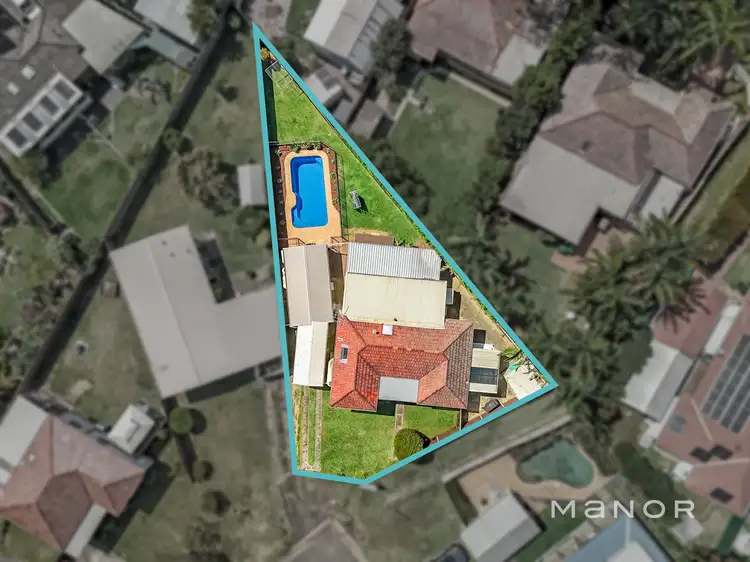 9 French Avenue, Toongabbie NSW 2146