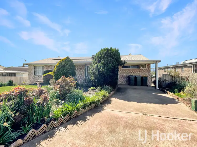 22 Stirling Street, Inverell NSW 2360