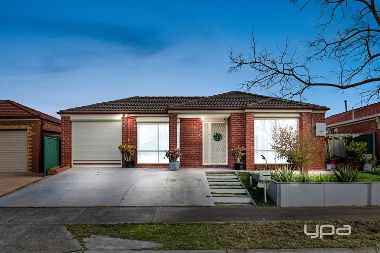 25 Fydler Avenue, Burnside VIC 3023
