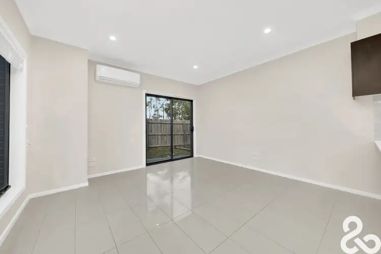 Fourth view of Homely townhouse listing, 2/11 Langvale Court, Mill Park VIC 3082