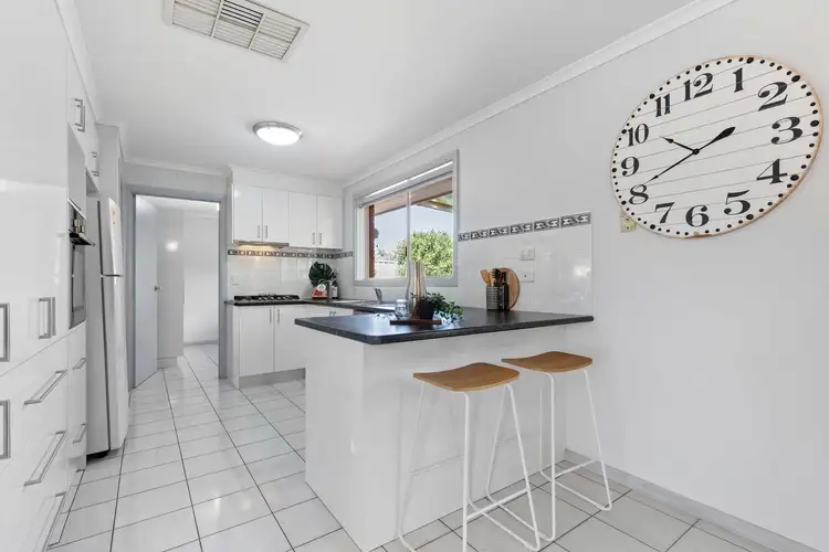 Fourth view of Homely unit listing, 2/23 Minerva Crescent, Keilor Downs VIC 3038