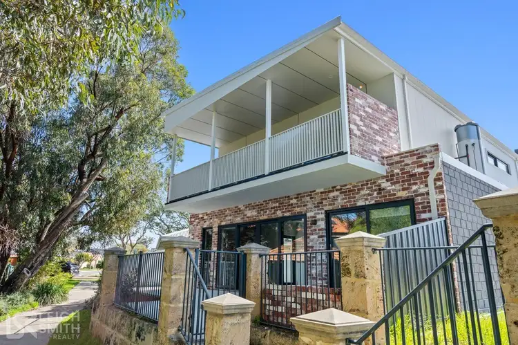 2/15 Bluerise Cove, Falcon WA 6210