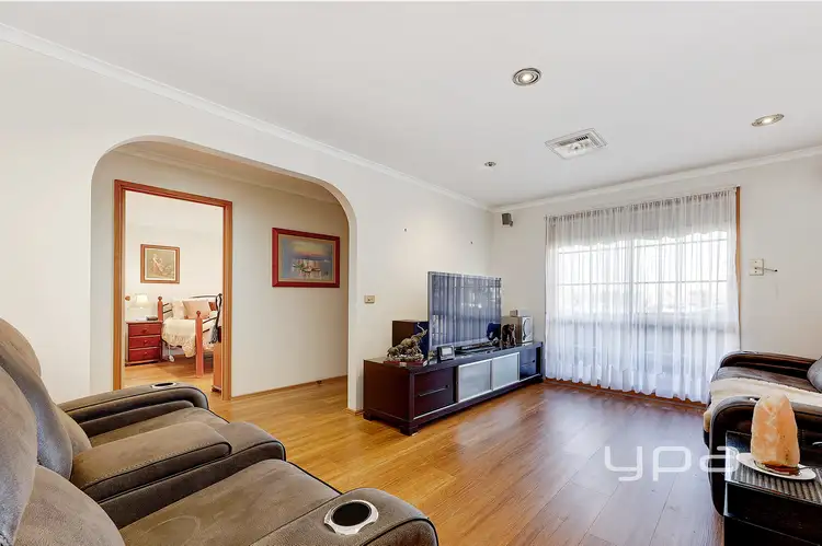 Fifth view of Homely house listing, 38 Yeats Drive, Delahey VIC 3037