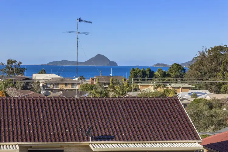10 Raymond Avenue, Salamander Bay NSW 2317