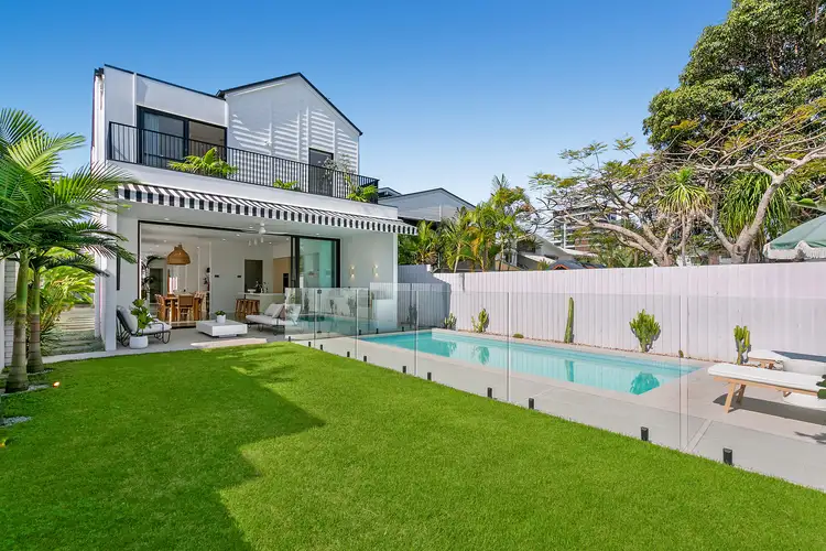130 Cypress Terrace, Palm Beach QLD 4221