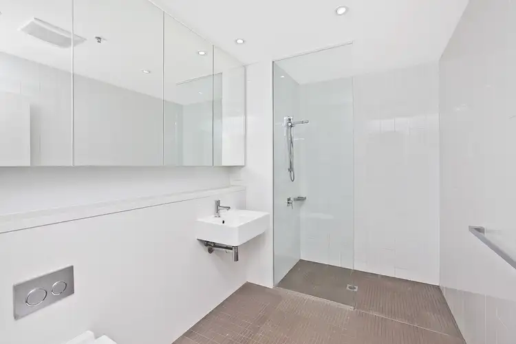 Third view of Homely apartment listing, 4/6A Defries Avenue, Zetland NSW 2017