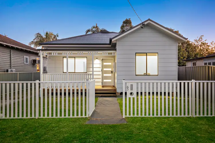 43 Nevill Street, Mayfield NSW 2304