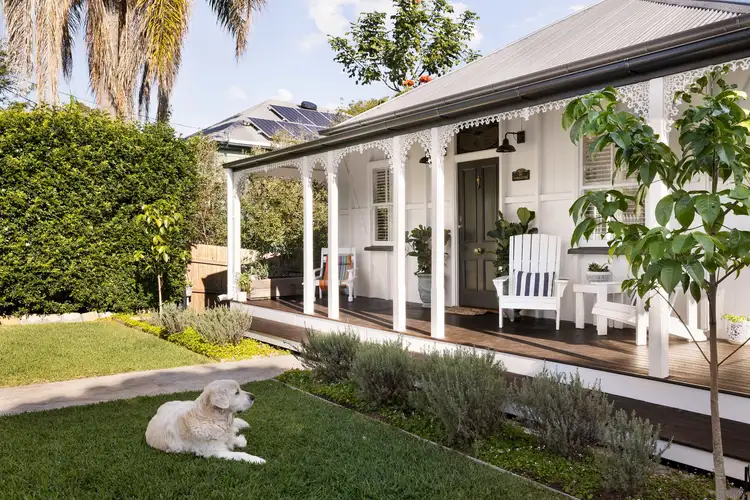 27 Primrose Terrace, Red Hill QLD 4059