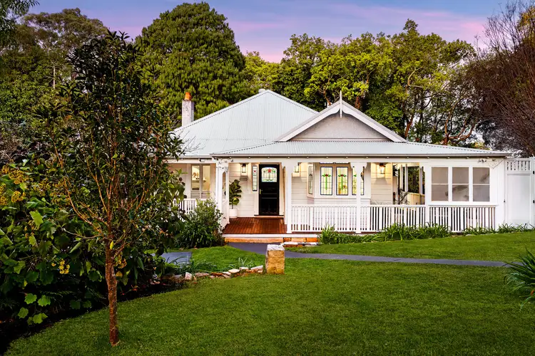 23 Moorecourt Avenue, Springwood NSW 2777