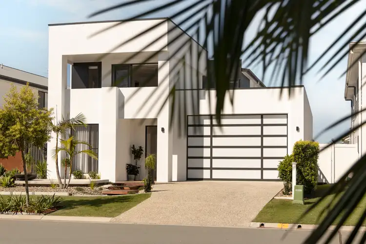 104 Aqua Street, Newport QLD 4020