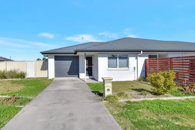 2/25 Portabello Street, Thornton NSW 2322