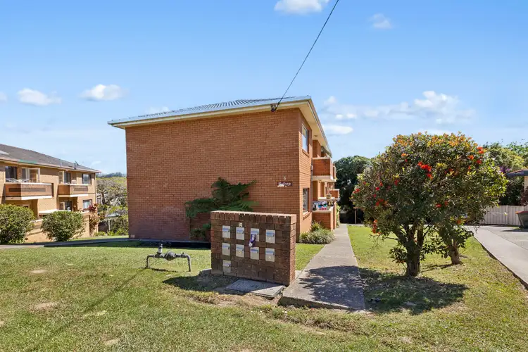 Second view of Homely unit listing, 2/6 Toormina Place, Coffs Harbour NSW 2450