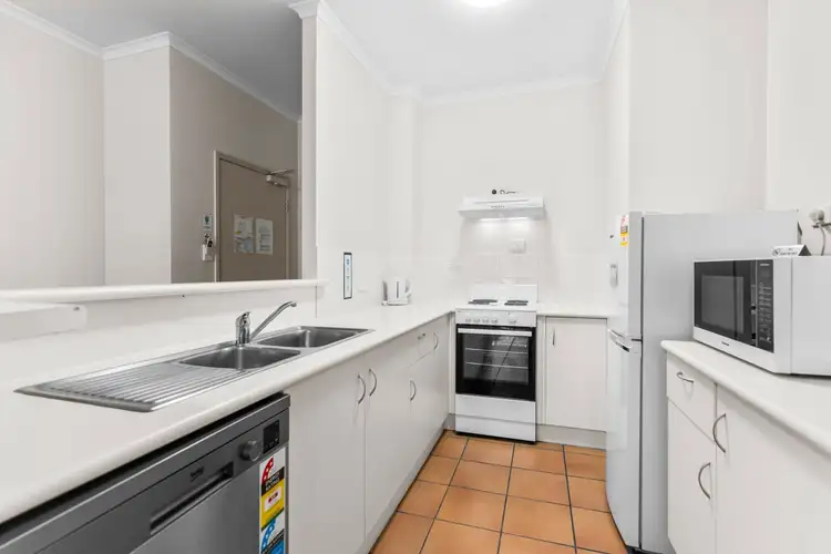 Fifth view of Homely apartment listing, 15/294-298 Sheridan Street, Cairns North QLD 4870
