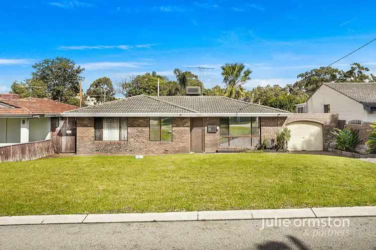 5 Currajong Crescent, Craigie WA 6025