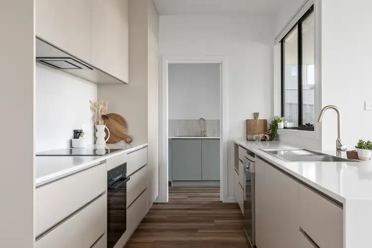 Fifth view of Homely house listing, 2/4 Leeman Court, Riverside TAS 7250