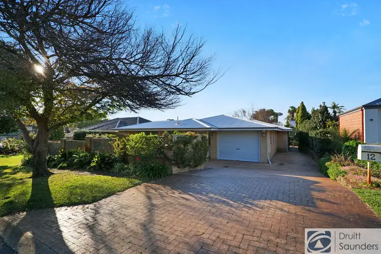 12 Pinewood Avenue, Woodlands WA 6018