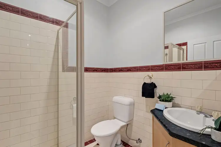 Seventh view of Homely house listing, 2 Hannah Avenue, Hillside VIC 3037