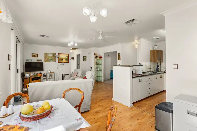 Sixth view of Homely unit listing, 16/4 Cambrose Avenue, Australind WA 6233