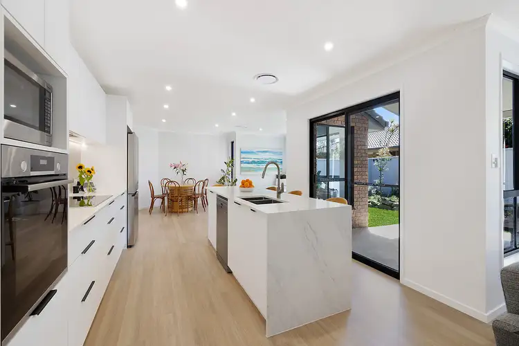 2 Woodlands Crescent, Buderim QLD 4556