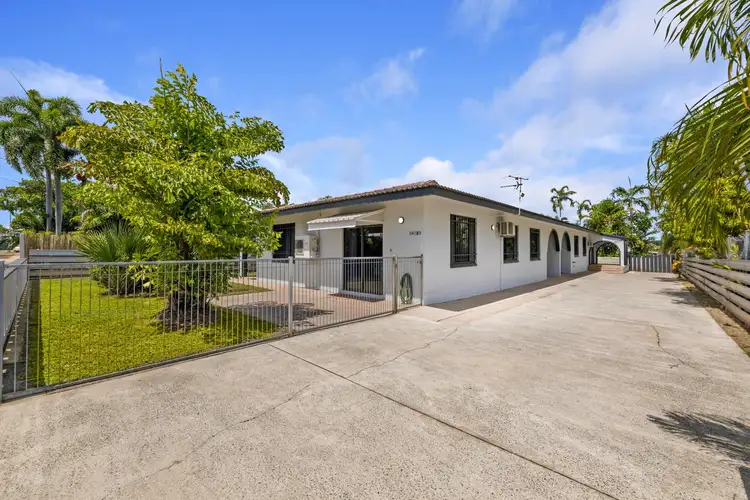 Second view of Homely semi-detached listing, 1/20 Easther Crescent, Coconut Grove NT 810