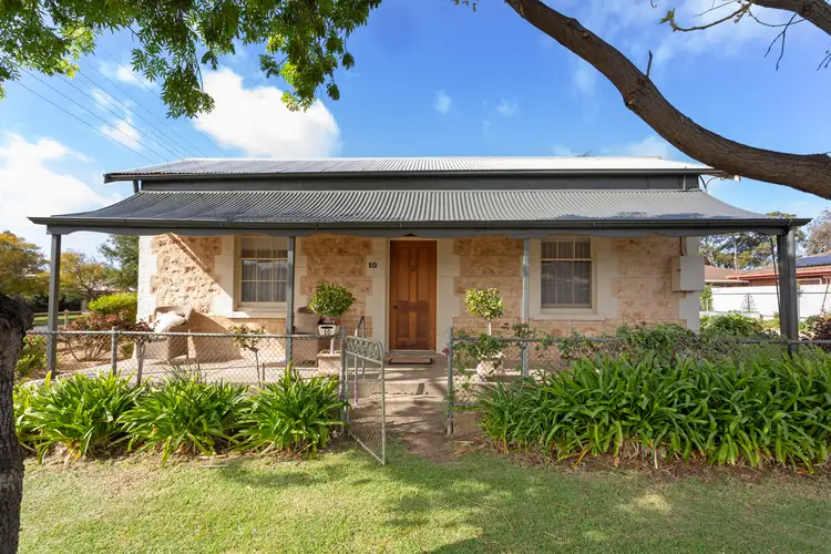10 Adams Street, Strathalbyn SA 5255