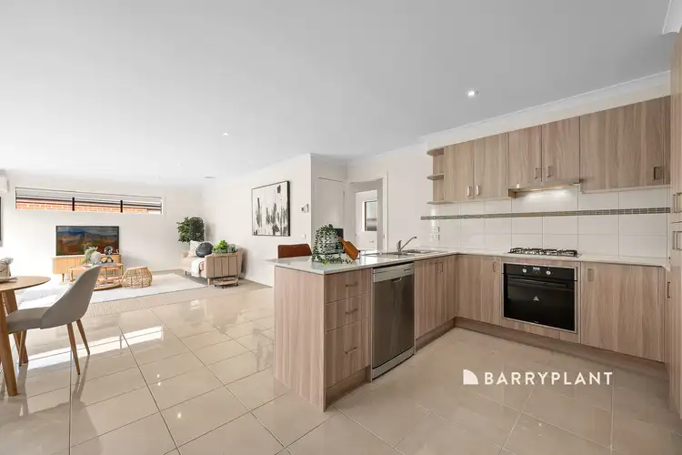 Fifth view of Homely house listing, 9 MacLeod Circuit, Pakenham VIC 3810