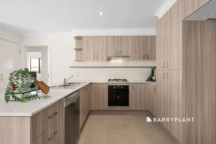 Sixth view of Homely house listing, 9 MacLeod Circuit, Pakenham VIC 3810