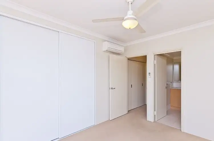 Sixth view of Homely unit listing, 1/17 Southdown Place, Thornlie WA 6108