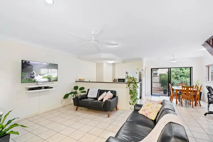 7/24-26 Old Smithfield Road, Freshwater QLD 4870