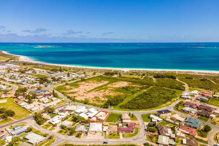 Second view of Homely house listing, 18 Casuarina Crescent, Jurien Bay WA 6516