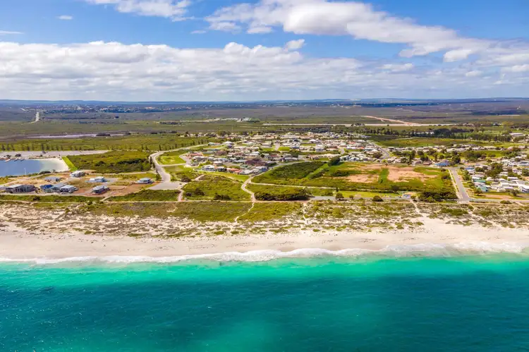 Fifth view of Homely house listing, 18 Casuarina Crescent, Jurien Bay WA 6516