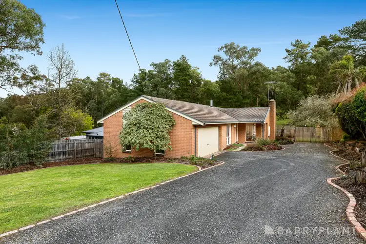 13 Malbar Street, Chum Creek VIC 3777