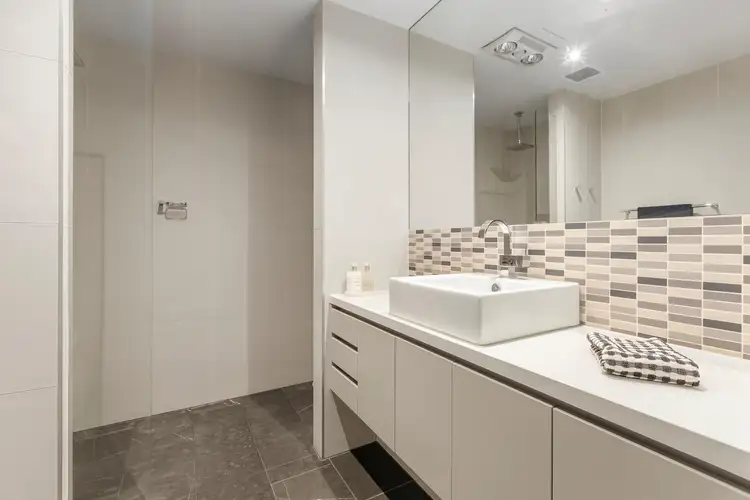 Fifth view of Homely apartment listing, 6/48 New Street, Armadale VIC 3143
