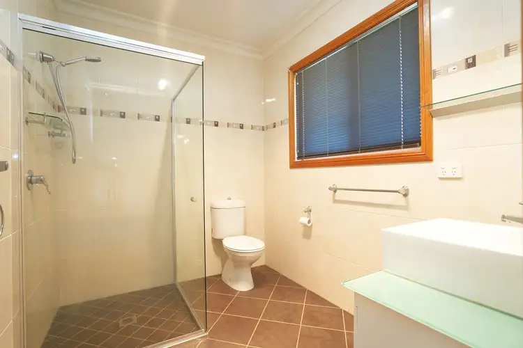 Sixth view of Homely house listing, 17 Simona Close, Griffith NSW 2680