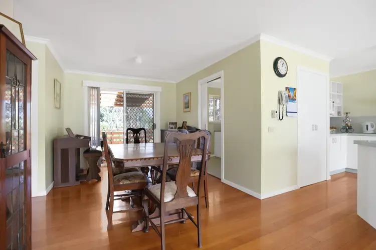 Sixth view of Homely house listing, 19 Harnham Drive, Bairnsdale VIC 3875