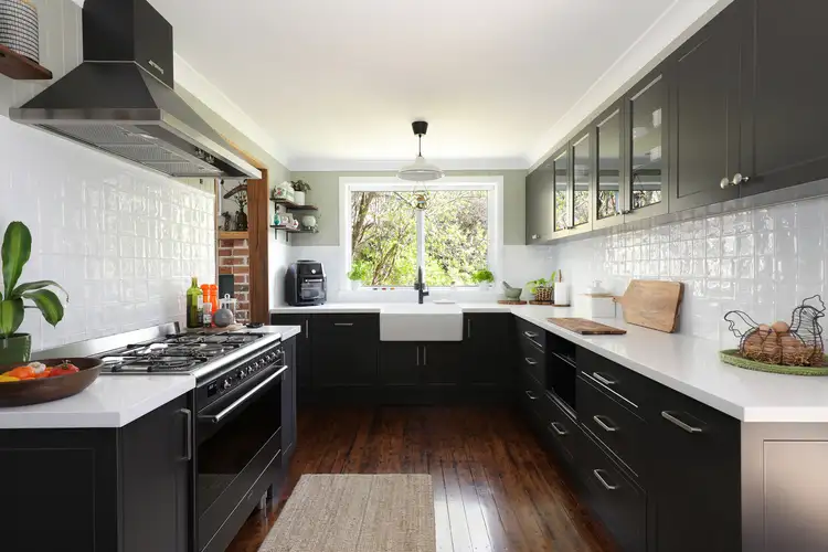 Sixth view of Homely house listing, 2 Third Avenue, Katoomba NSW 2780